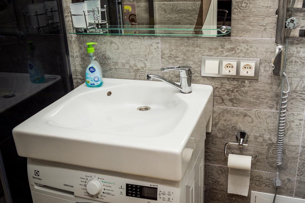 Knyazya Leva Apartment リヴィウ エクステリア 写真